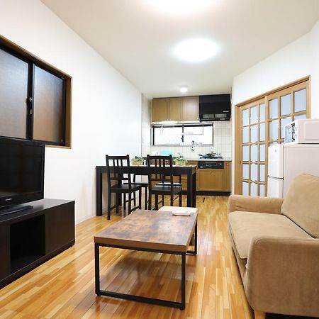 Yamanoyado Tsuru Guest House โอซาก้า ภายนอก รูปภาพ