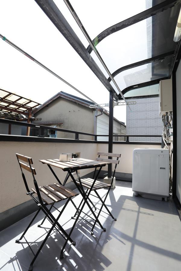Yamanoyado Tsuru Guest House โอซาก้า ภายนอก รูปภาพ