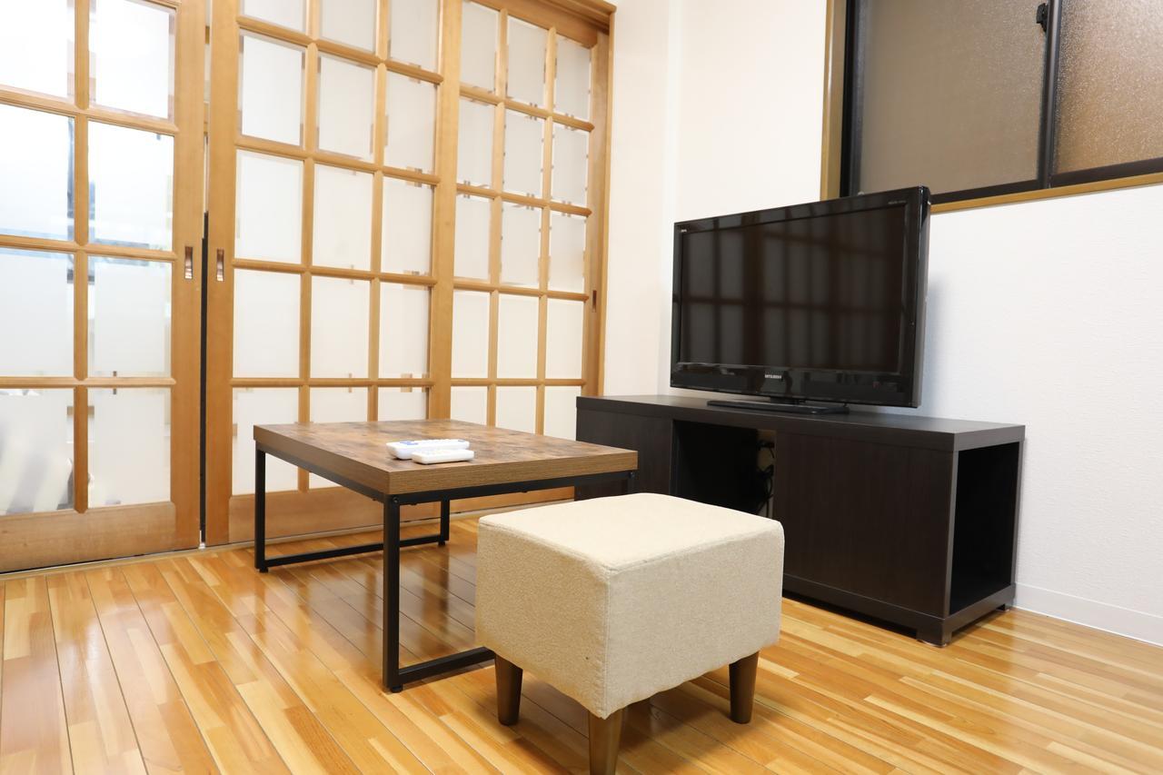 Yamanoyado Tsuru Guest House โอซาก้า ภายนอก รูปภาพ