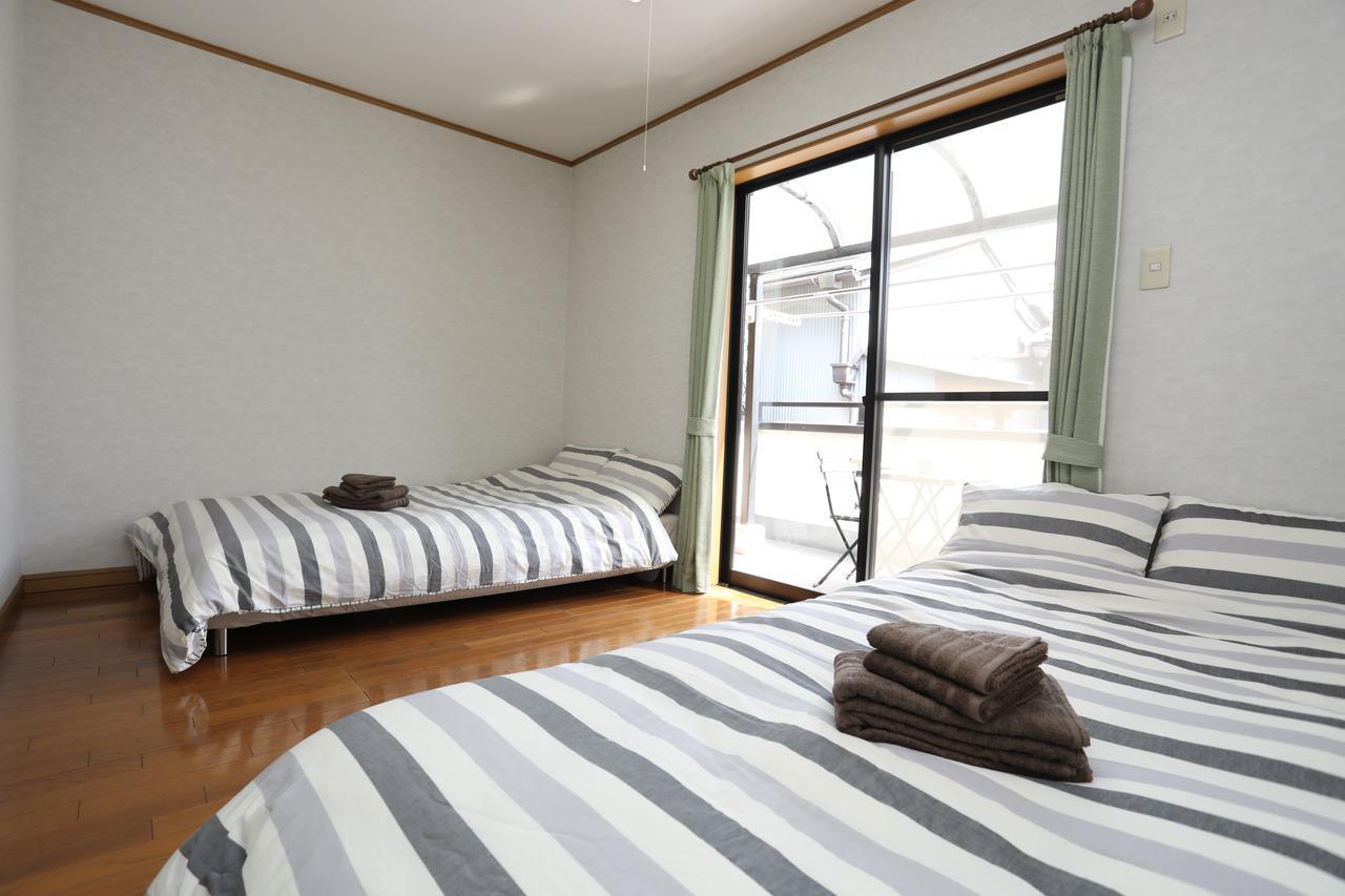 Yamanoyado Tsuru Guest House โอซาก้า ภายนอก รูปภาพ